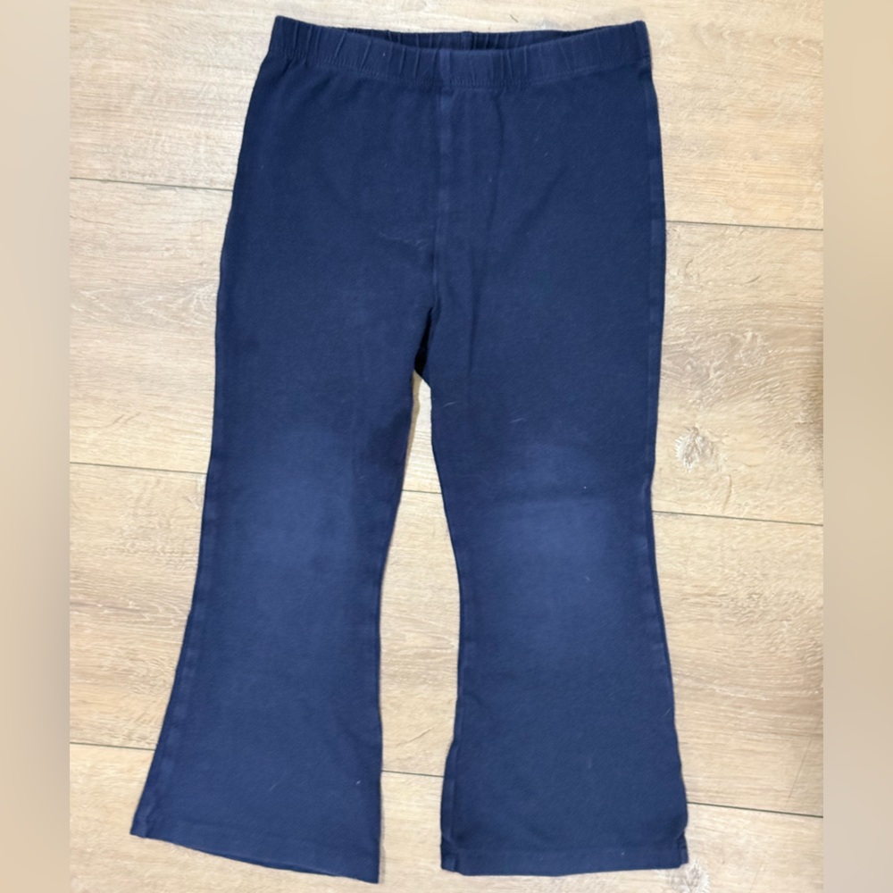 ⭐ 5/$20 ⭐ The Children's Place Navy Blue Flare Leggings Size 4T